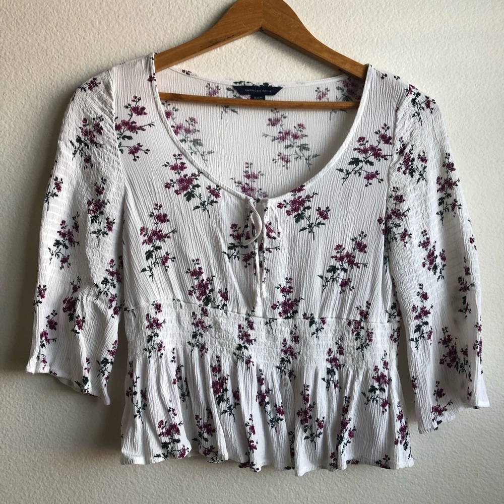 American Eagle floral milkmaid peasant blouse